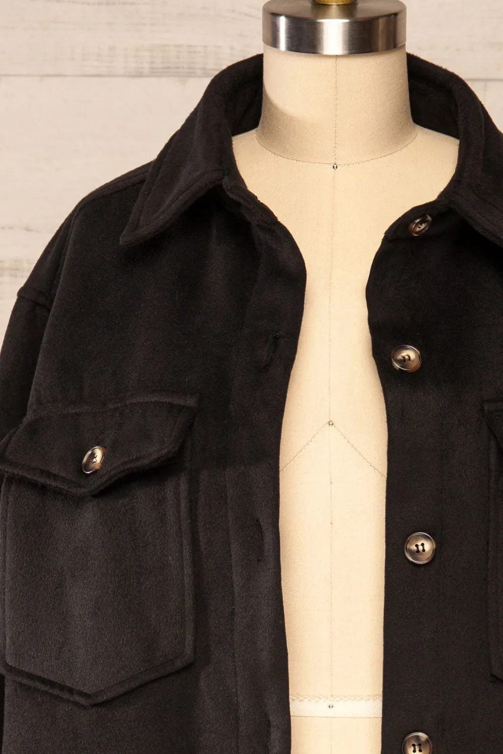 Vaagen Black | Oversized Velvet Shirt Jacket w/ Pockets